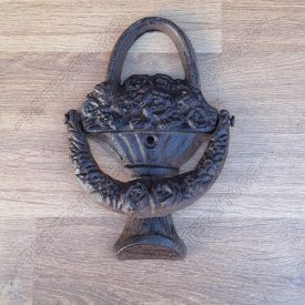 Öntöttvas Virágos kosár kopogtató