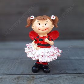 Kislány Katica ruhában Figura