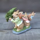 Nyuszik Répával Figura