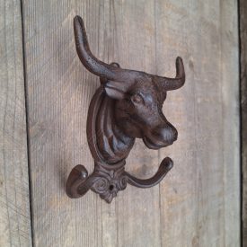 Öntöttvas Akasztó, Fogas Bika