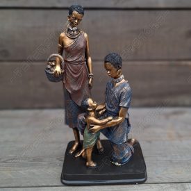 Afrikai nők gyerekkel Szobor