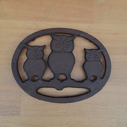 Öntöttvas Edényalátét Bagoly  Méretek: 19 x 14,5 cm.