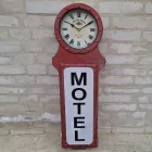 Falióra világító - Motelalakú