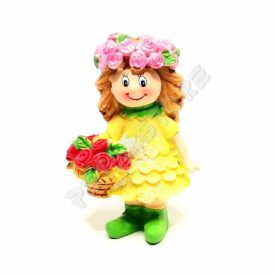 Kislány Virággal Figura