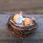 Őzike Fészekben Figura