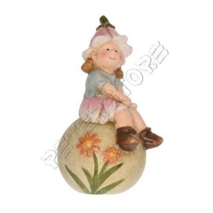 Kislány figura