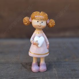 Kislány Szívvel Figura