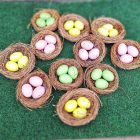 Tojás Fészekben Dísz