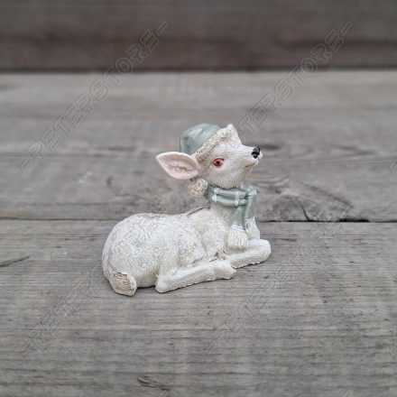 Őzike Sapkában Figura