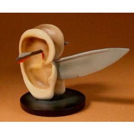   Hieronymus Bosch - A Gyönyörök kertje - Fülek késsel Szobor